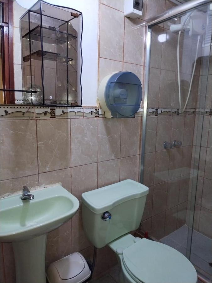 Hostal Turistico El Cajamarquez Лима Экстерьер фото