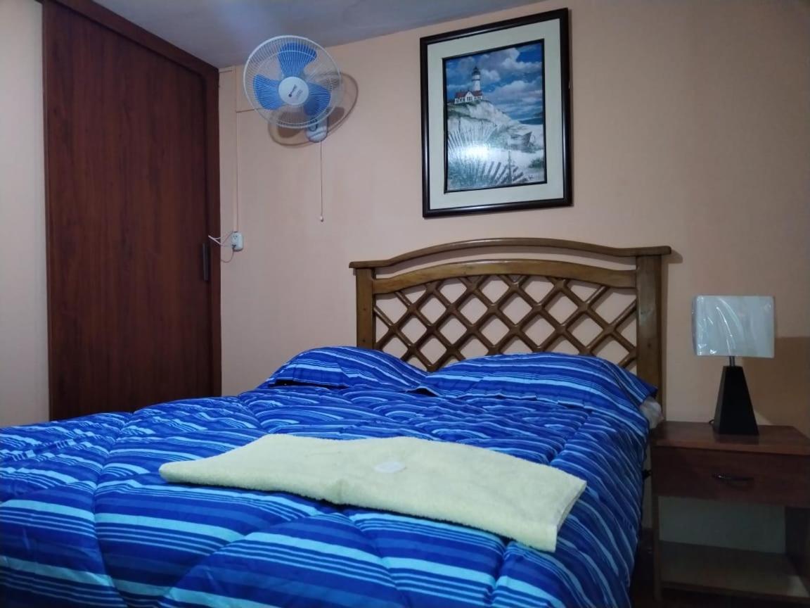 Hostal Turistico El Cajamarquez Лима Экстерьер фото