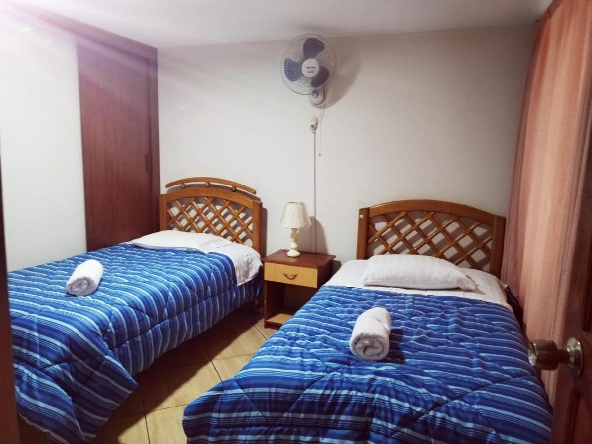 Hostal Turistico El Cajamarquez Лима Экстерьер фото