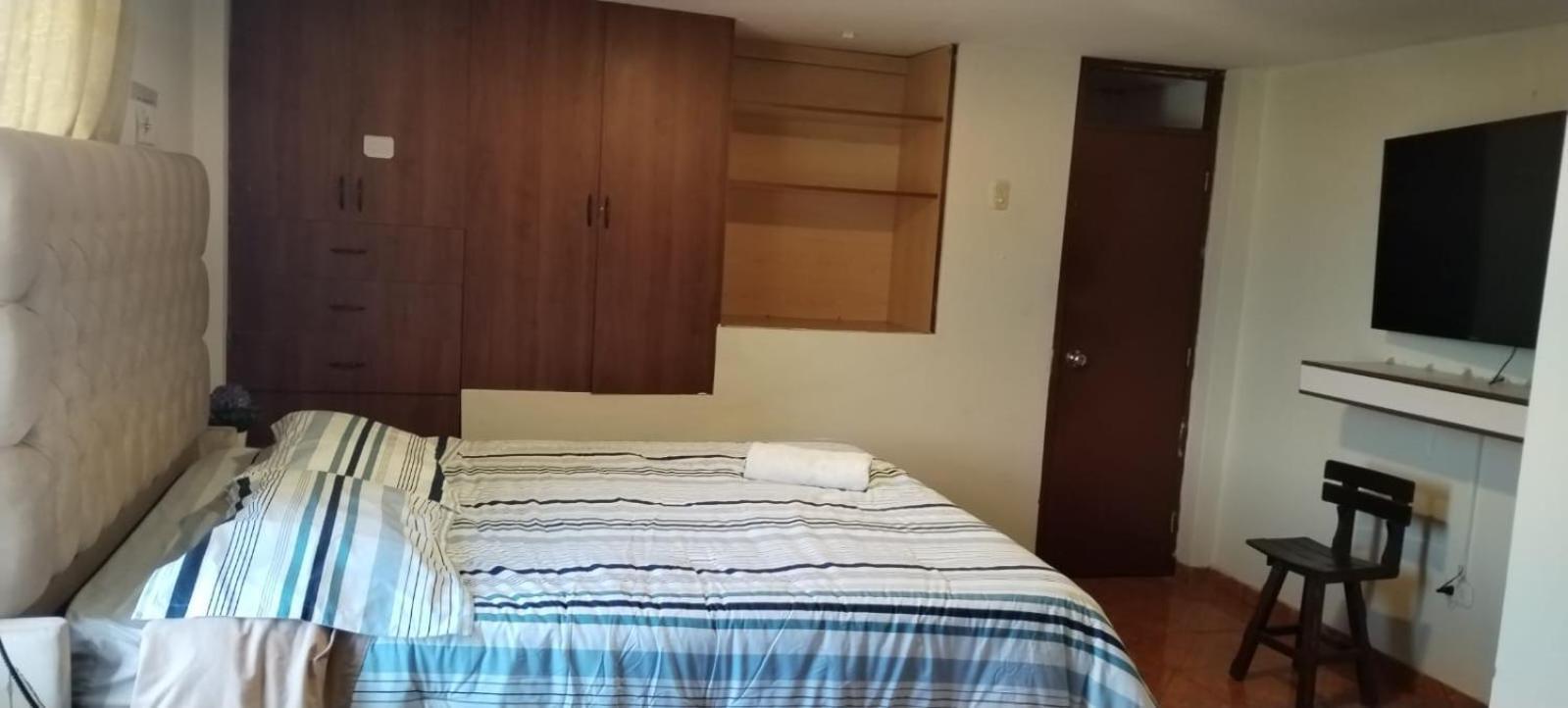 Hostal Turistico El Cajamarquez Лима Экстерьер фото